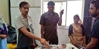 Bharatpur: सड़क दुर्घटना में छह साल की बच्ची की मौत, मां-पिता और भाई घायल, बाइक से वृंदावन जाते समय हुआ हादसा Six year old girl died in Bharatpur road accident