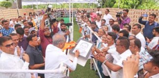 मुख्यमंत्री का तूफानी दौरा : उदयपुर में जनाना अस्पताल के पुराने भवन का लिया जायजा – दैनिक खबरें फटाफट मुख्यमंत्री अशोक गहलोत