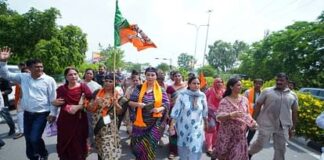 BJP Mahila Morcha Protest: सांसद दीया ने कहा- प्रदेश की महिलाएं इस सरकार को सबक सिखाने की ठान चुकी हैं BJP Mahila Morcha Protest MP Diya says women of state are determined to teach lesson to government