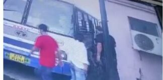 Rajasthan: गैंगस्टर कुलदीप जघीना हत्याकांड का CCTV वीडियो आया सामने, रोडवेज़ बस में फायरिंग करते दिखे बदमाश CCTV video of gangster Kuldeep Jaghina murder case miscreants firing in roadways bus Bharatpur