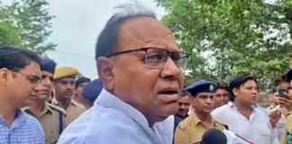 Karauli murder case: कांग्रेस विधायक के बिगड़े बोल; मृतक युवती के चरित्र को लेकर कही ये बात, लोगों में आक्रोश Karauli murder case: Congress MLA PR Meena raised questions on the character of the deceased Dalit girl