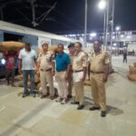 असम के लैमडिंग स्टेशन पर रेलवे पुलिस ने 180 बोरी बर्मी सुपारी जब्त की