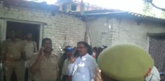 पति-ससुर ने की महिला की हत्या, कमरे में दफनाया शव और हो गए फरार – 24×7 Khabre Fatafat पति-ससुर ने की महिला की हत्या, कमरे में दफनाया शव और हो गए फरार - 24x7 India News