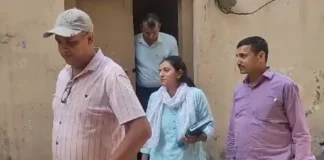 दिल्ली में गिरफ्तार तीसरे संदिग्ध आतंकी अरशद के ससुरालियों से कई घंटे चली पूछताछ – 24×7 Khabre Fatafat दिल्ली में गिरफ्तार तीसरे संदिग्ध आतंकी अरशद के ससुरालियों से कई घंटे चली पूछताछ - 24x7 India News